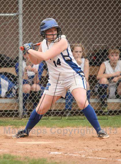Thumbnail 1 in Coginchaug Regional @ East Hampton photogallery.