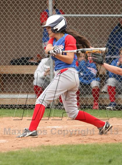 Thumbnail 3 in Coginchaug Regional @ East Hampton photogallery.