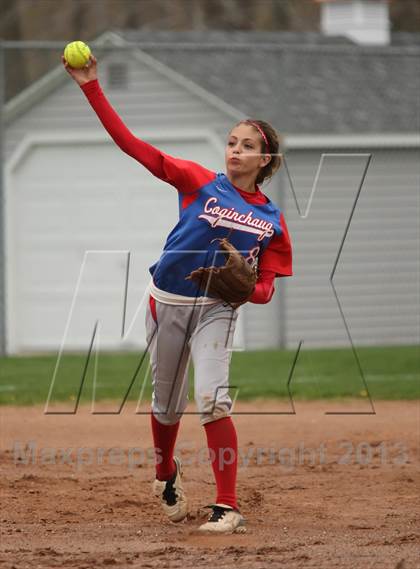 Thumbnail 1 in Coginchaug Regional @ East Hampton photogallery.