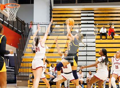 Thumbnail 1 in Chattahoochee @ Alpharetta photogallery.