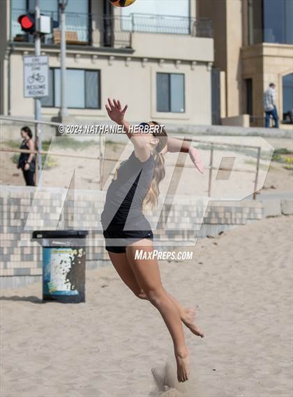 Thumbnail 1 in San Marcos @ Mira Costa photogallery.