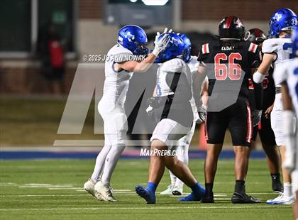 Thumbnail 3 in Port Arthur Memorial vs. Barbers Hill (UIL 5A D1 Region 3 Football Championship) photogallery.