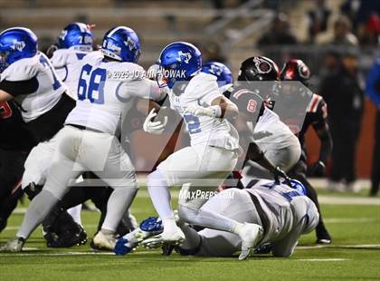Thumbnail 3 in Port Arthur Memorial vs. Barbers Hill (UIL 5A D1 Region 3 Football Championship) photogallery.