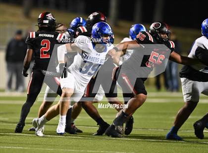 Thumbnail 1 in Port Arthur Memorial vs. Barbers Hill (UIL 5A D1 Region 3 Football Championship) photogallery.