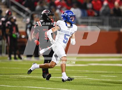 Thumbnail 1 in Port Arthur Memorial vs. Barbers Hill (UIL 5A D1 Region 3 Football Championship) photogallery.