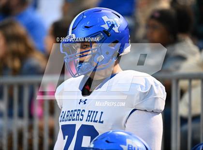 Thumbnail 2 in Port Arthur Memorial vs. Barbers Hill (UIL 5A D1 Region 3 Football Championship) photogallery.