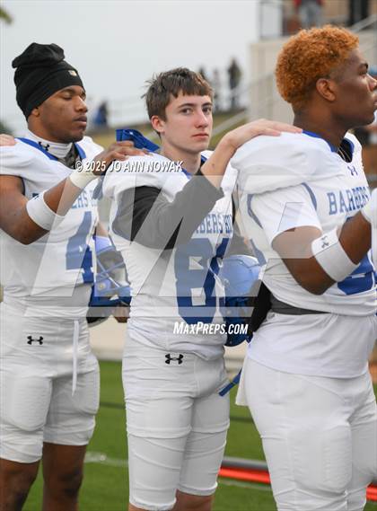 Thumbnail 3 in Port Arthur Memorial vs. Barbers Hill (UIL 5A D1 Region 3 Football Championship) photogallery.