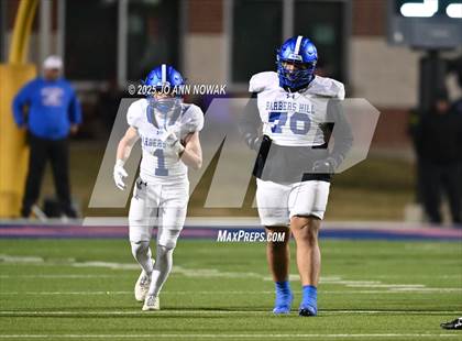 Thumbnail 2 in Port Arthur Memorial vs. Barbers Hill (UIL 5A D1 Region 3 Football Championship) photogallery.