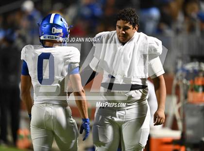 Thumbnail 1 in Port Arthur Memorial vs. Barbers Hill (UIL 5A D1 Region 3 Football Championship) photogallery.