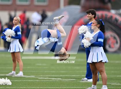 Thumbnail 1 in Port Arthur Memorial vs. Barbers Hill (UIL 5A D1 Region 3 Football Championship) photogallery.