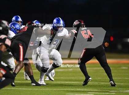 Thumbnail 1 in Port Arthur Memorial vs. Barbers Hill (UIL 5A D1 Region 3 Football Championship) photogallery.