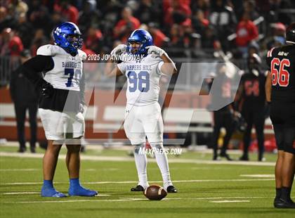 Thumbnail 1 in Port Arthur Memorial vs. Barbers Hill (UIL 5A D1 Region 3 Football Championship) photogallery.