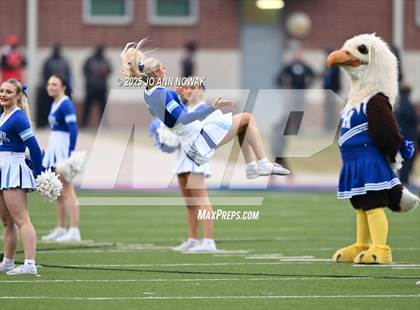 Thumbnail 2 in Port Arthur Memorial vs. Barbers Hill (UIL 5A D1 Region 3 Football Championship) photogallery.