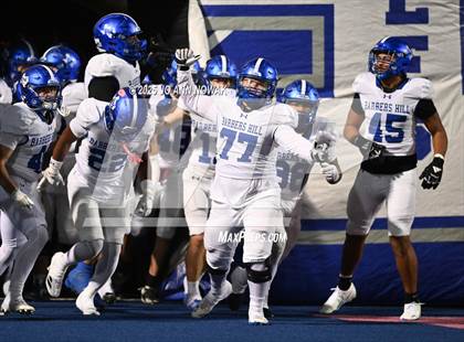 Thumbnail 2 in Port Arthur Memorial vs. Barbers Hill (UIL 5A D1 Region 3 Football Championship) photogallery.