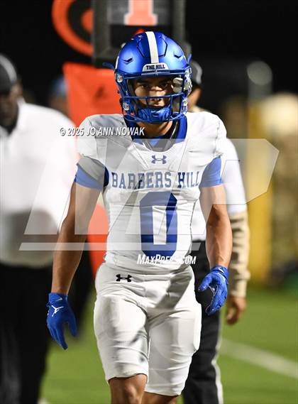 Thumbnail 1 in Port Arthur Memorial vs. Barbers Hill (UIL 5A D1 Region 3 Football Championship) photogallery.