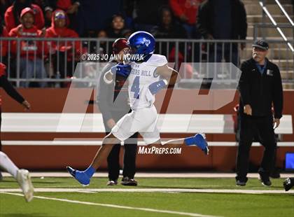 Thumbnail 1 in Port Arthur Memorial vs. Barbers Hill (UIL 5A D1 Region 3 Football Championship) photogallery.