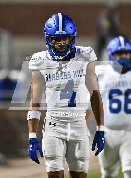 Thumbnail 3 in Port Arthur Memorial vs. Barbers Hill (UIL 5A D1 Region 3 Football Championship) photogallery.