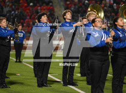 Thumbnail 1 in Port Arthur Memorial vs. Barbers Hill (UIL 5A D1 Region 3 Football Championship) photogallery.