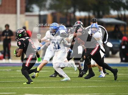Thumbnail 3 in Port Arthur Memorial vs. Barbers Hill (UIL 5A D1 Region 3 Football Championship) photogallery.
