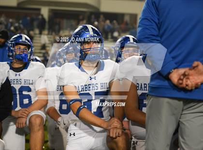 Thumbnail 2 in Port Arthur Memorial vs. Barbers Hill (UIL 5A D1 Region 3 Football Championship) photogallery.