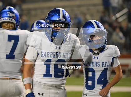 Thumbnail 2 in Port Arthur Memorial vs. Barbers Hill (UIL 5A D1 Region 3 Football Championship) photogallery.