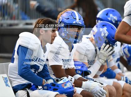 Thumbnail 3 in Port Arthur Memorial vs. Barbers Hill (UIL 5A D1 Region 3 Football Championship) photogallery.