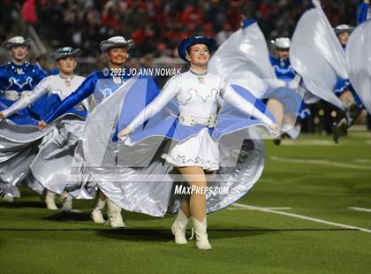 Thumbnail 1 in Port Arthur Memorial vs. Barbers Hill (UIL 5A D1 Region 3 Football Championship) photogallery.