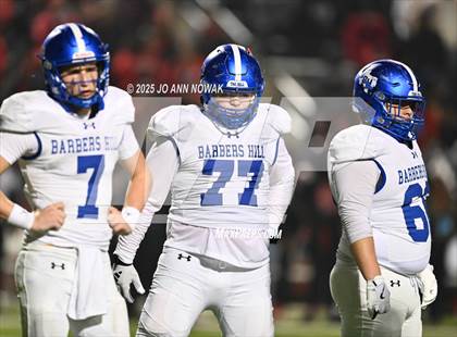 Thumbnail 3 in Port Arthur Memorial vs. Barbers Hill (UIL 5A D1 Region 3 Football Championship) photogallery.