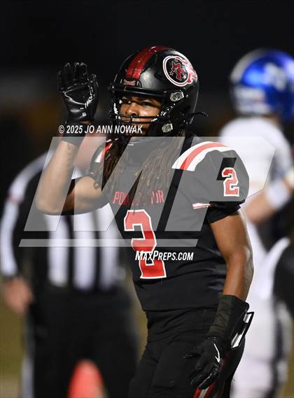 Thumbnail 2 in Port Arthur Memorial vs. Barbers Hill (UIL 5A D1 Region 3 Football Championship) photogallery.