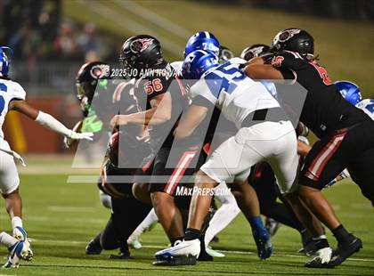 Thumbnail 1 in Port Arthur Memorial vs. Barbers Hill (UIL 5A D1 Region 3 Football Championship) photogallery.
