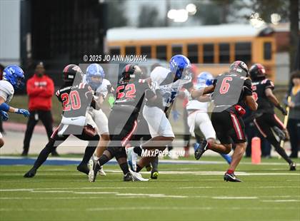 Thumbnail 1 in Port Arthur Memorial vs. Barbers Hill (UIL 5A D1 Region 3 Football Championship) photogallery.