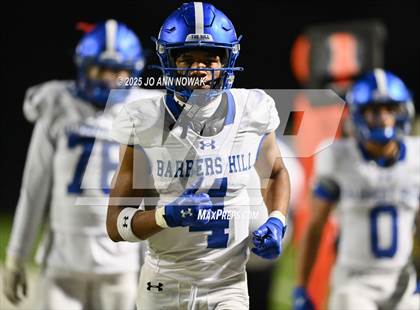 Thumbnail 2 in Port Arthur Memorial vs. Barbers Hill (UIL 5A D1 Region 3 Football Championship) photogallery.