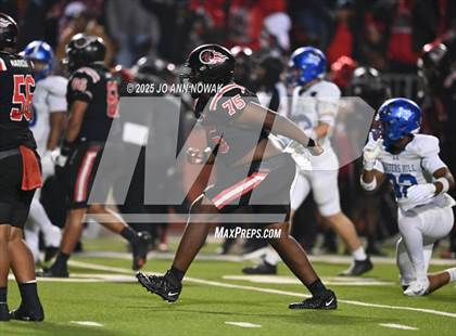Thumbnail 1 in Port Arthur Memorial vs. Barbers Hill (UIL 5A D1 Region 3 Football Championship) photogallery.