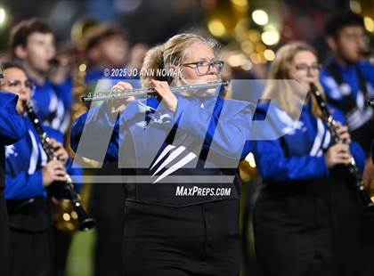 Thumbnail 1 in Port Arthur Memorial vs. Barbers Hill (UIL 5A D1 Region 3 Football Championship) photogallery.