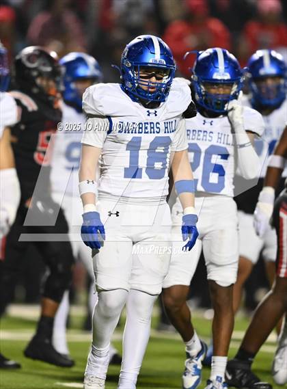 Thumbnail 2 in Port Arthur Memorial vs. Barbers Hill (UIL 5A D1 Region 3 Football Championship) photogallery.