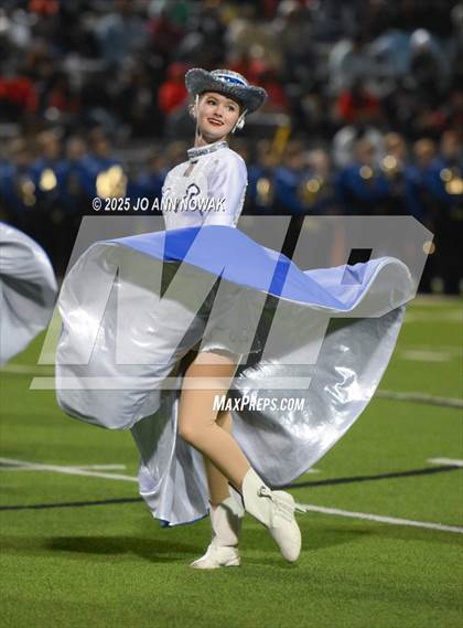Thumbnail 1 in Port Arthur Memorial vs. Barbers Hill (UIL 5A D1 Region 3 Football Championship) photogallery.