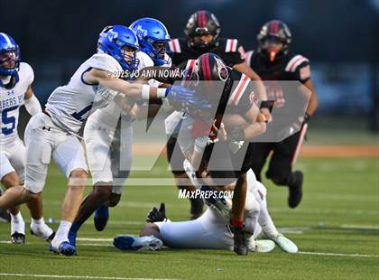 Thumbnail 1 in Port Arthur Memorial vs. Barbers Hill (UIL 5A D1 Region 3 Football Championship) photogallery.