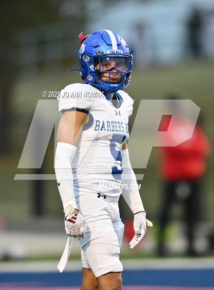 Thumbnail 2 in Port Arthur Memorial vs. Barbers Hill (UIL 5A D1 Region 3 Football Championship) photogallery.