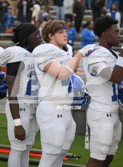 Thumbnail 2 in Port Arthur Memorial vs. Barbers Hill (UIL 5A D1 Region 3 Football Championship) photogallery.