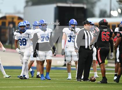 Thumbnail 2 in Port Arthur Memorial vs. Barbers Hill (UIL 5A D1 Region 3 Football Championship) photogallery.