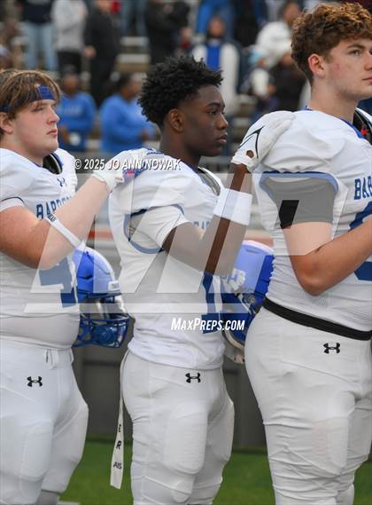 Thumbnail 3 in Port Arthur Memorial vs. Barbers Hill (UIL 5A D1 Region 3 Football Championship) photogallery.