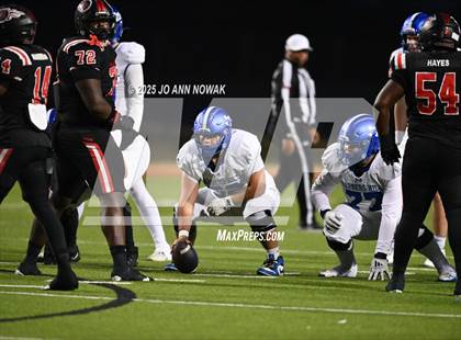 Thumbnail 2 in Port Arthur Memorial vs. Barbers Hill (UIL 5A D1 Region 3 Football Championship) photogallery.