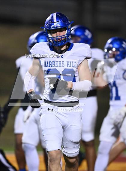 Thumbnail 1 in Port Arthur Memorial vs. Barbers Hill (UIL 5A D1 Region 3 Football Championship) photogallery.