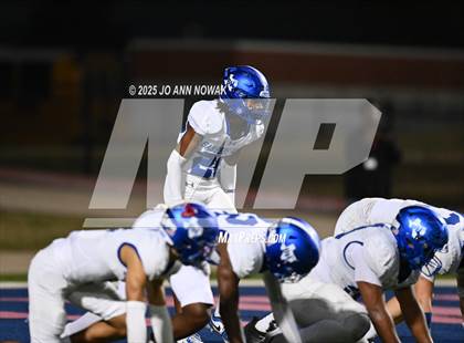 Thumbnail 2 in Port Arthur Memorial vs. Barbers Hill (UIL 5A D1 Region 3 Football Championship) photogallery.