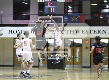 Thumbnail 1 in Stevens vs. Lake Travis photogallery.
