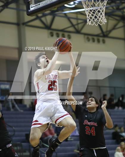 Thumbnail 1 in Stevens vs. Lake Travis photogallery.