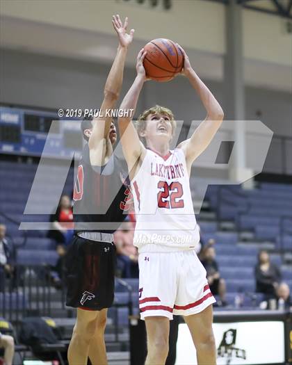Thumbnail 3 in Stevens vs. Lake Travis photogallery.