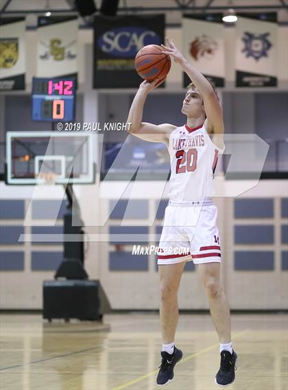 Thumbnail 2 in Stevens vs. Lake Travis photogallery.