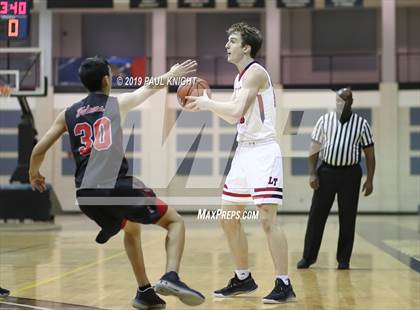 Thumbnail 2 in Stevens vs. Lake Travis photogallery.