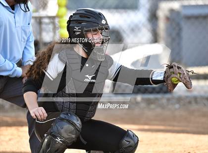 Thumbnail 1 in Millikan @ Canyon photogallery.